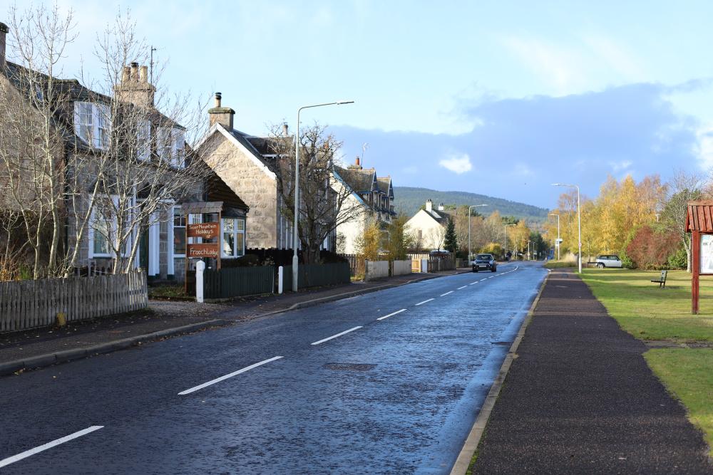 Looking down Boat of Garten high street