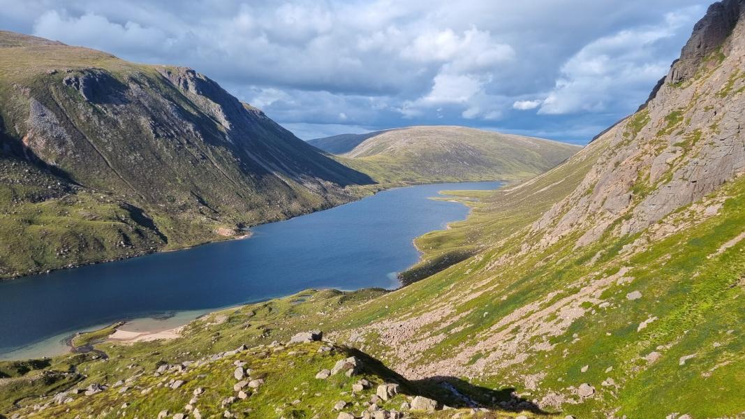Loch A'an with steep mountains on either side.